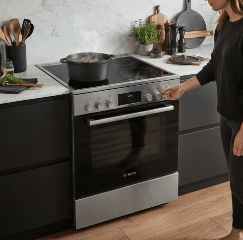 Bosch Serie 6 Freistehender Herd HKH634ES5 4